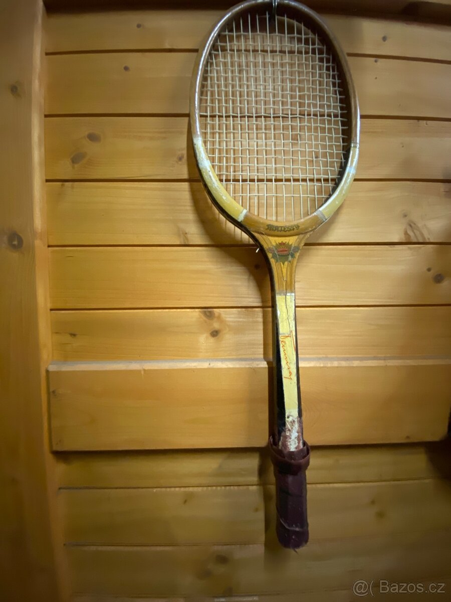 Starožitná raketa MAESTRO Majesty 1936-39.