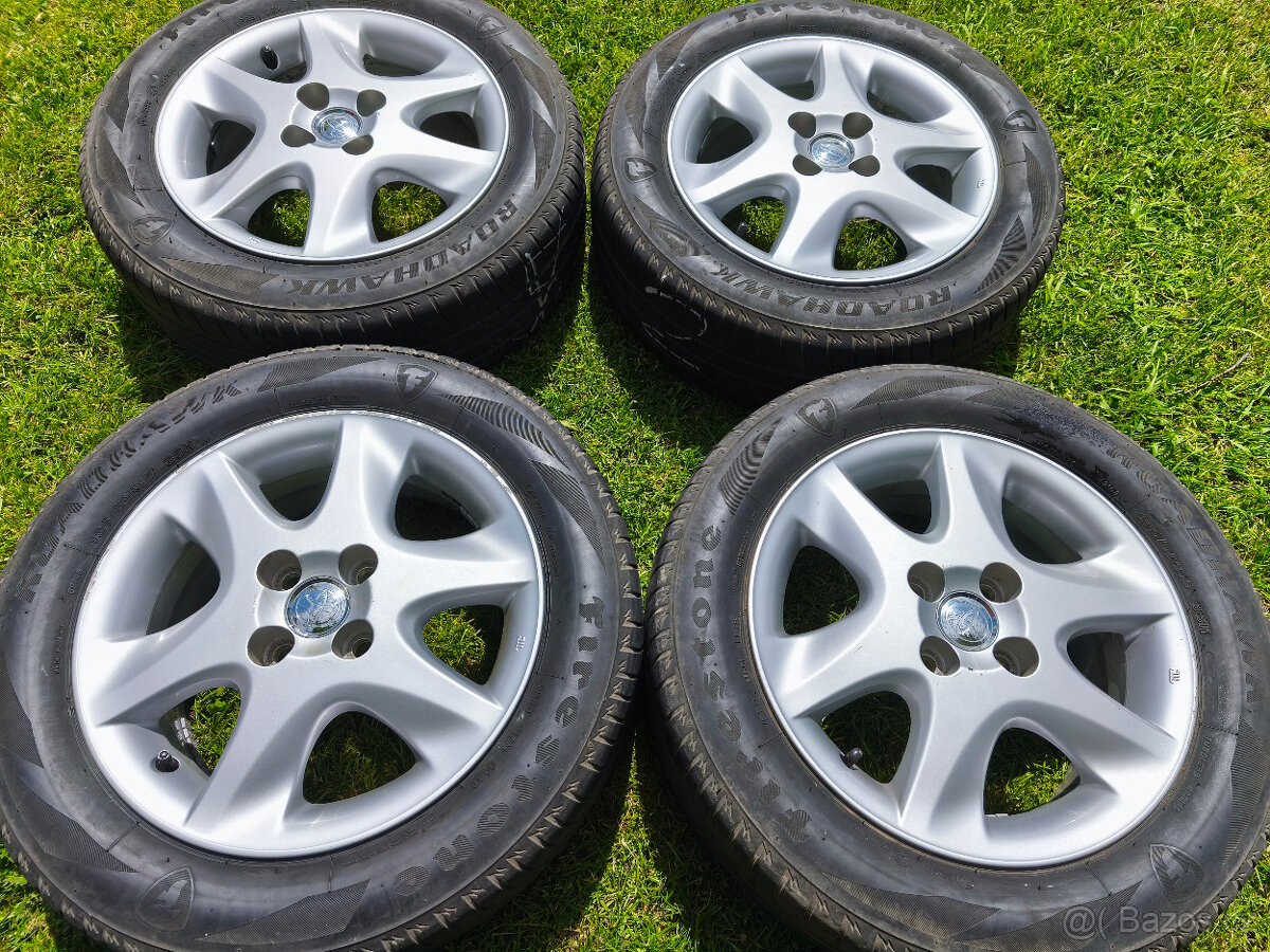 Letní sada Toyota Corolla r15 4x100 Firestone 195/60/15