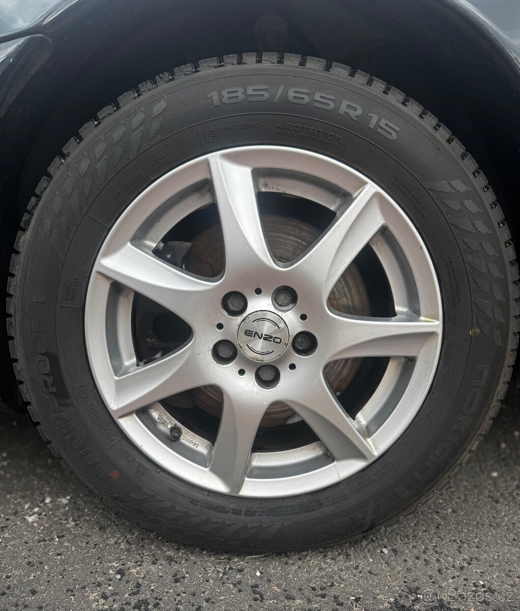 Alu kola ENZO 15" + nové zimní pneu Nokian snoowproof 1