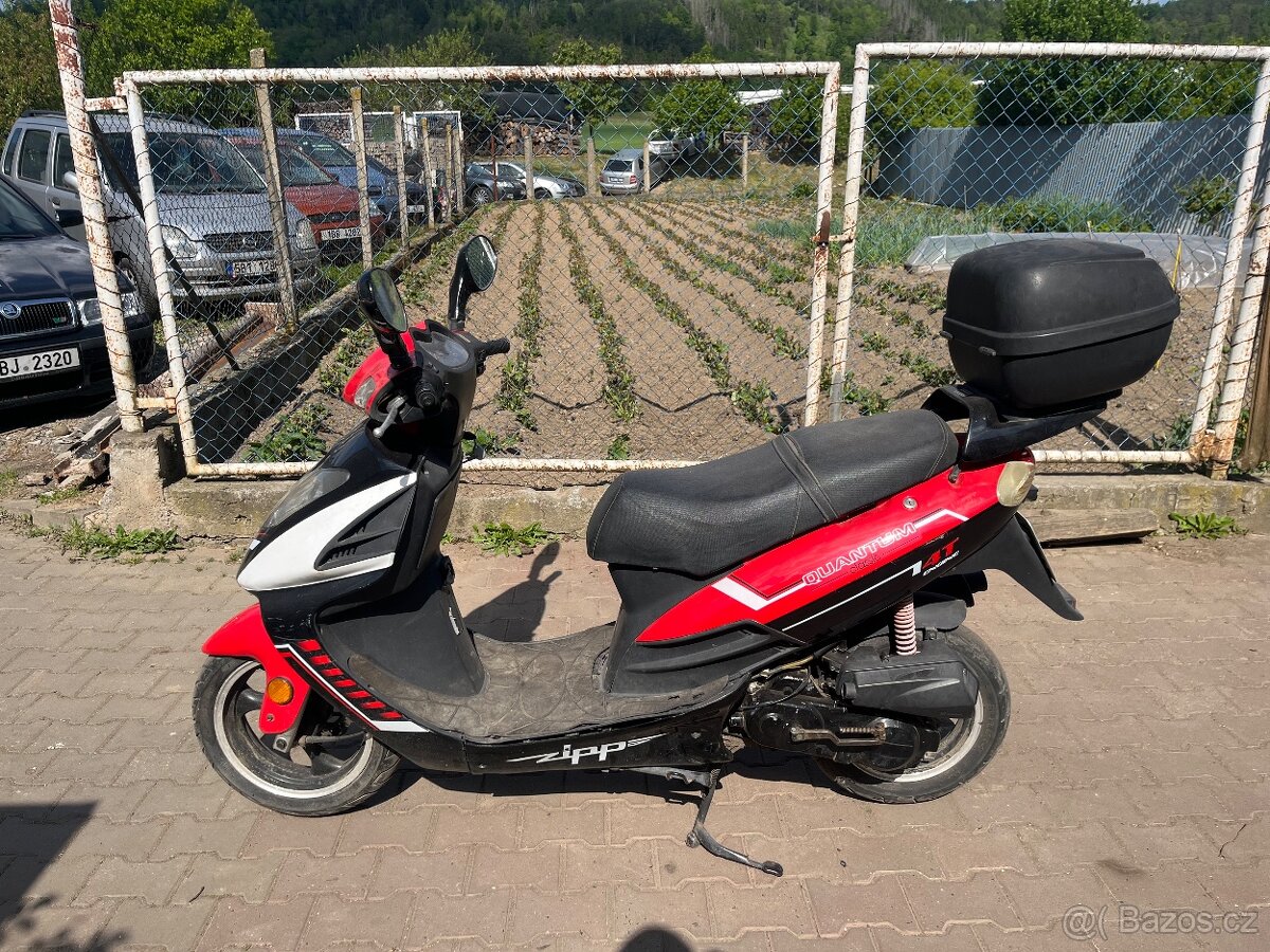 Skútr 50ccm
