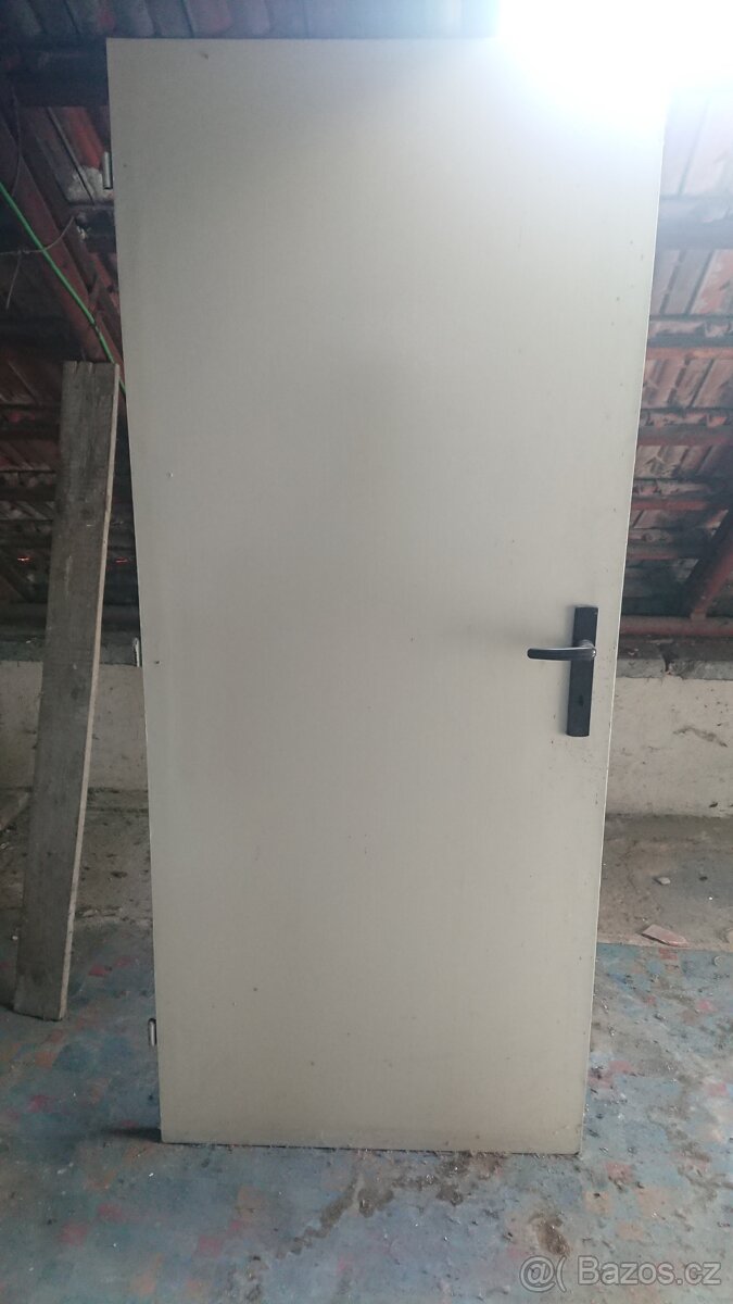 Interiérové dveře levé 80cm