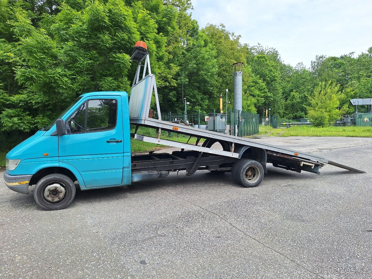 Mercedes Benz Sprinter  Sklopná Odtahovka 2.9 TDI, 90kw