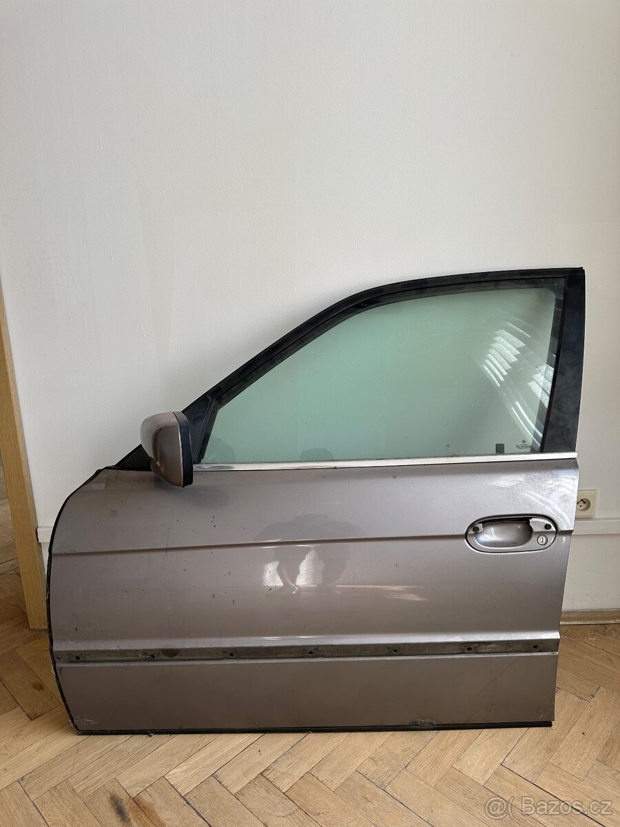 BMW E38 - kompletní dveře