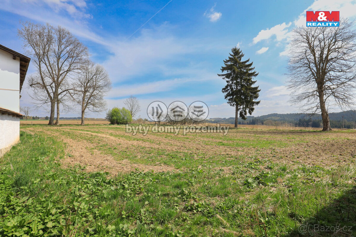 Prodej zemědělské usedlosti, 3252 m², Bezvěrov