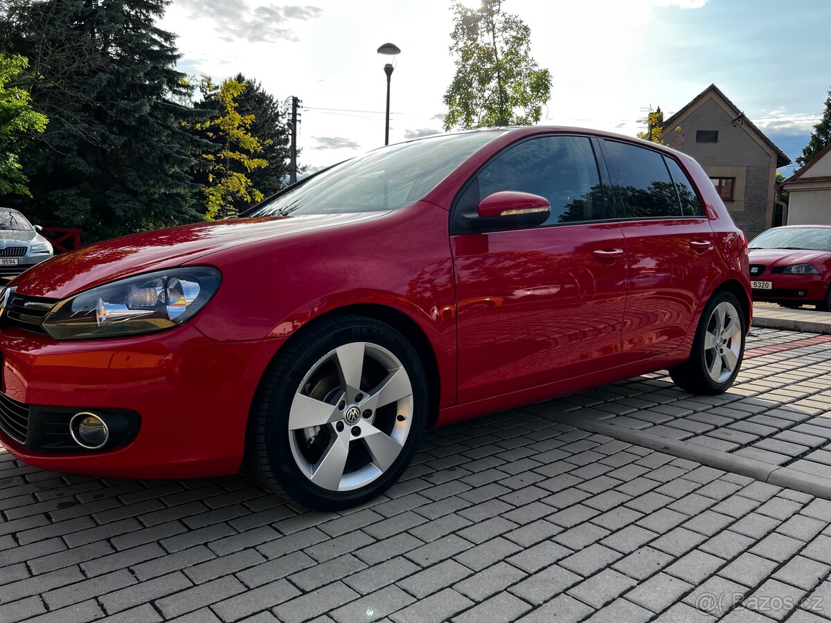 Golf 6 1.6tdi 77kw TOP STAV