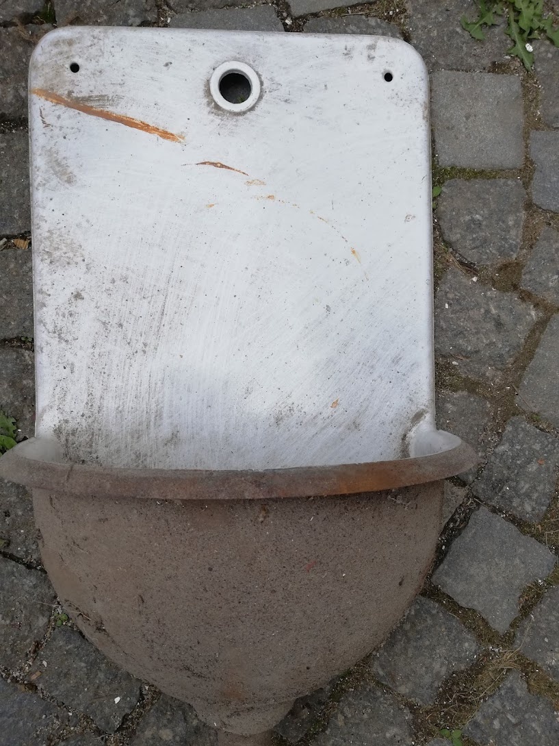 Prodám litinovou výlevku