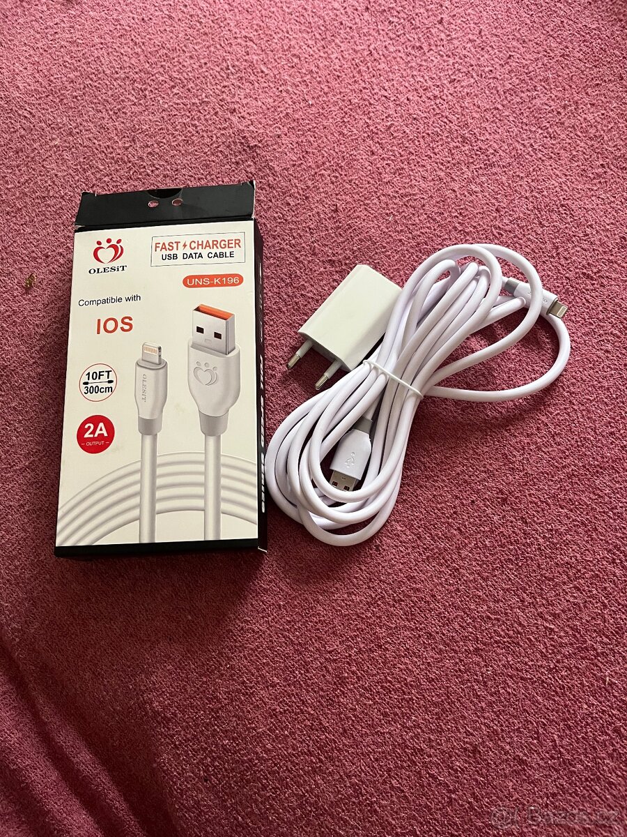 Nabíječka na iphone + koncovka do zásuvky