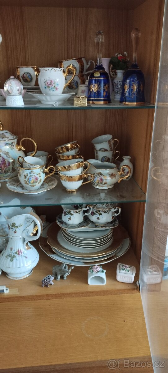 Porcelán a sklo