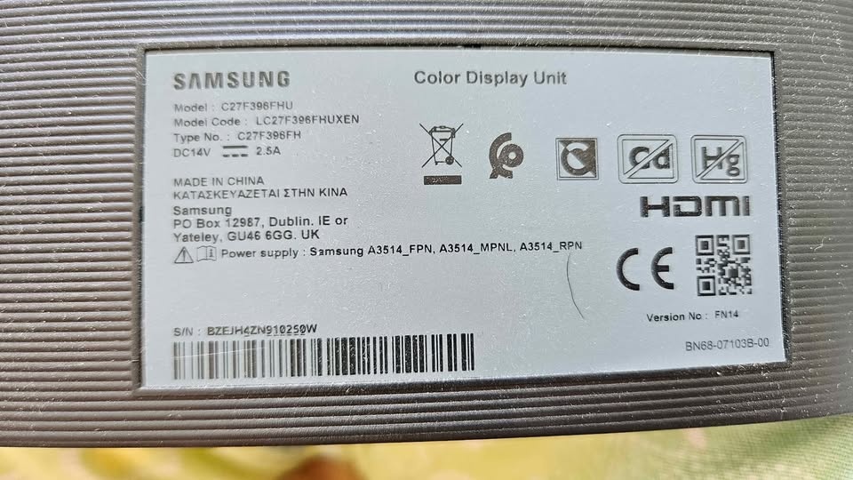 Samsung 27" Curved Monitor