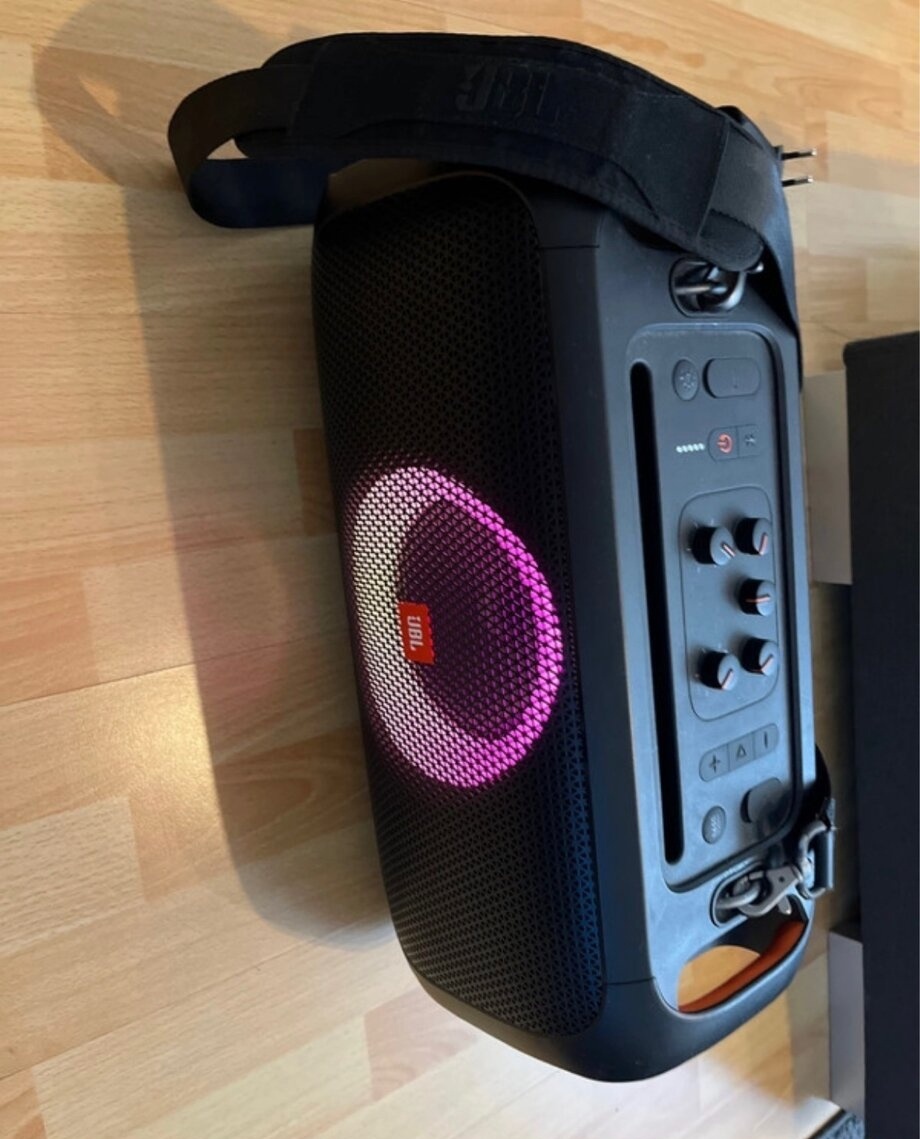 Prodám JBL PARTYBOX on-the-go