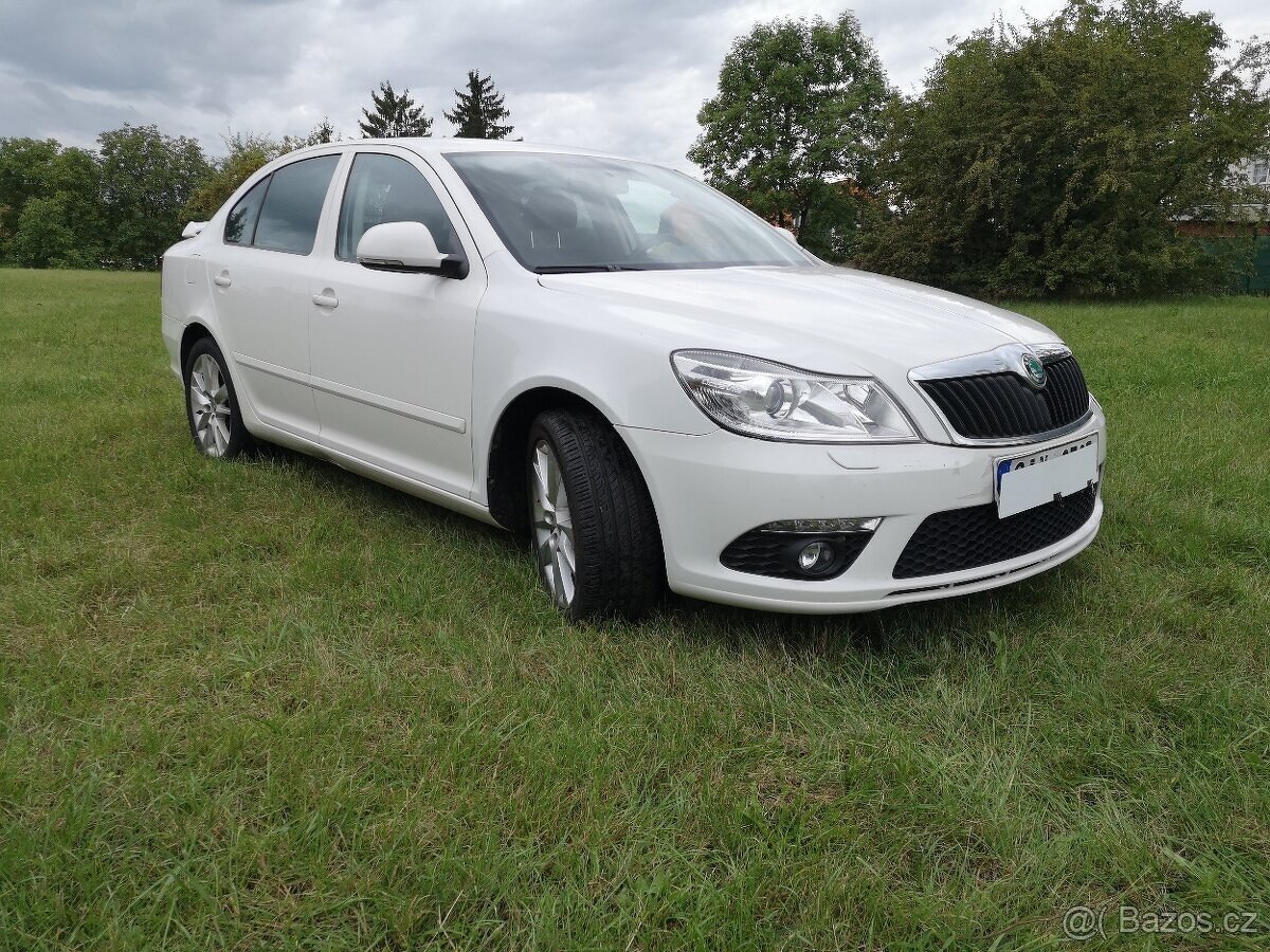 ŠKODA OCTAVIA II FACELIFT RS LOOK TDi 2012/06 SERVIS