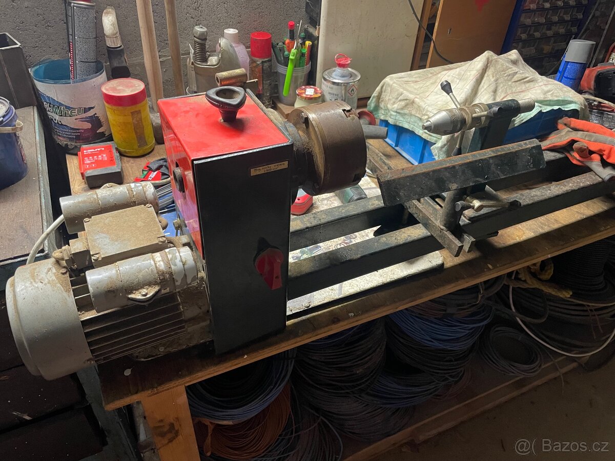 Soustruh na dřevo, československá kvalitní konstrukce
