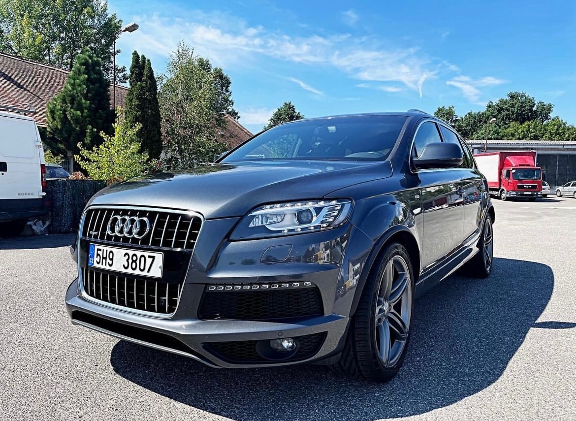 Audi Q7 3.0tdi 7Míst