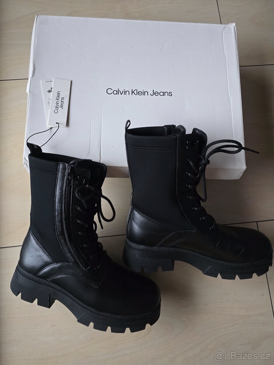 Dámské kotníkové boty polokozačky Calvin Klein