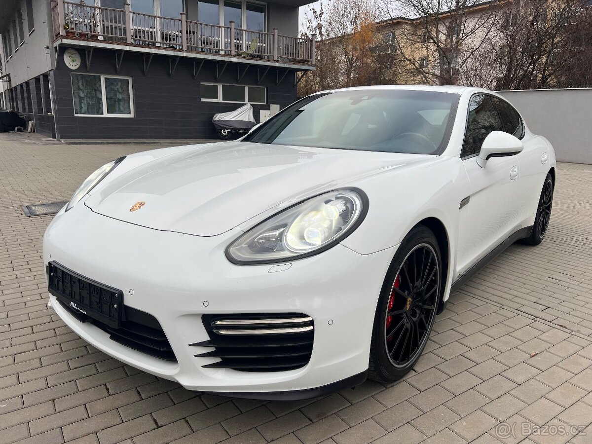 Porsche Panamera GTS model 2014 dověry vzduch nez.topení