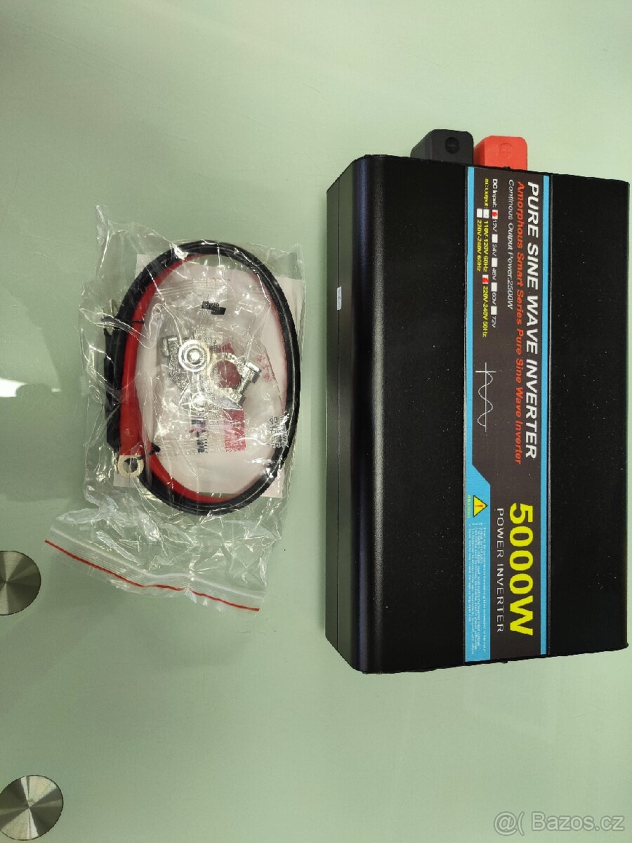Měnič napětí 12V/5000W čistý sinus