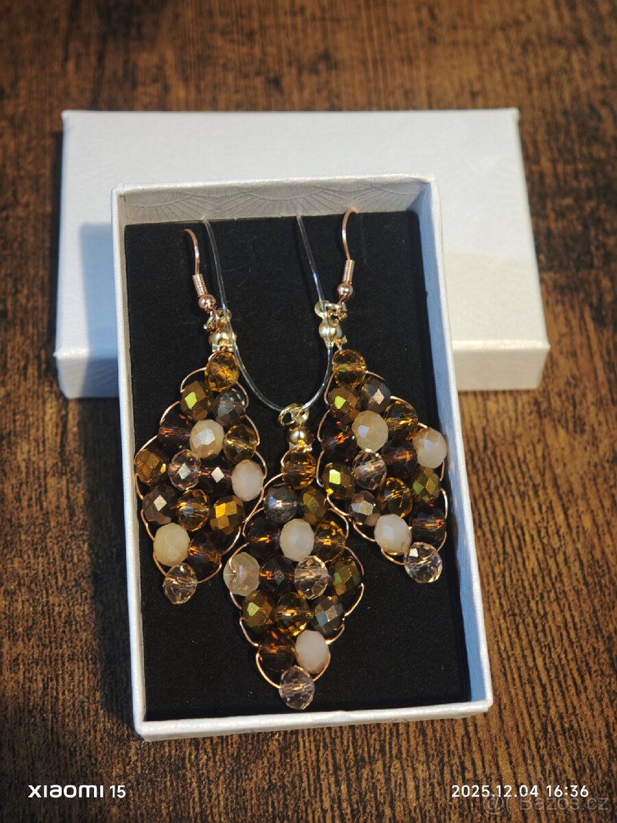 Dámské náušnice s náhrdelníkem - celý set