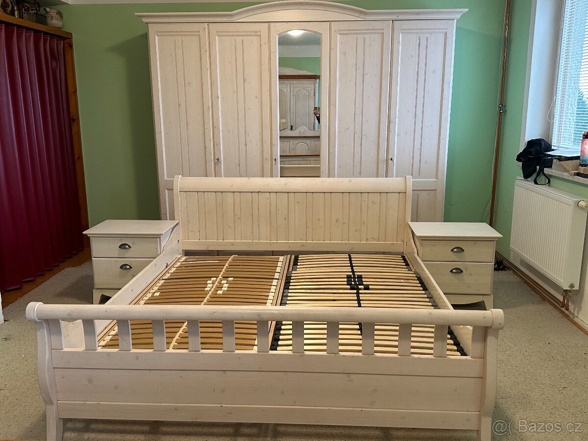 Jitona Veneto, skříň šíře 267cm, komplet, masiv