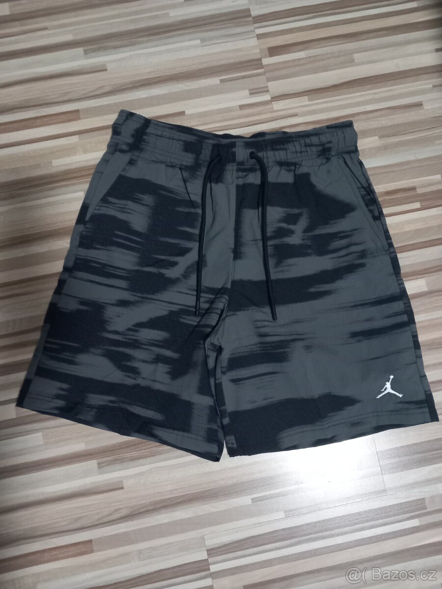 Šortky, kraťasy Jordan.