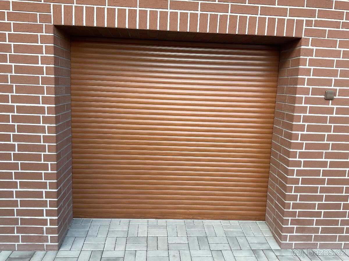 Garáž v Novém Bydžově,mám zájem.