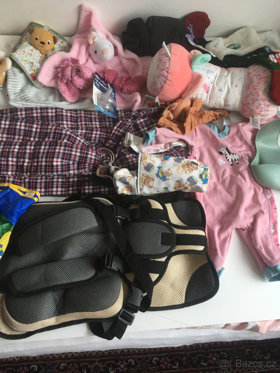 Krabice věcí pro miminko