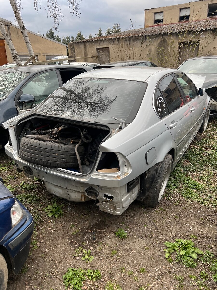 BMW E46 Sedan 328i automat