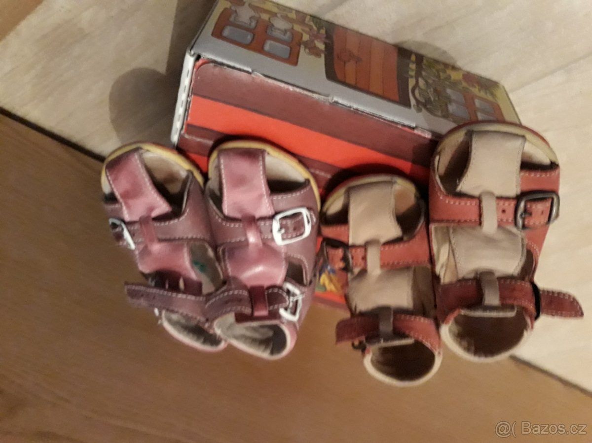 Celokožené sandály Santé vel 21 a 22 - dvojčata