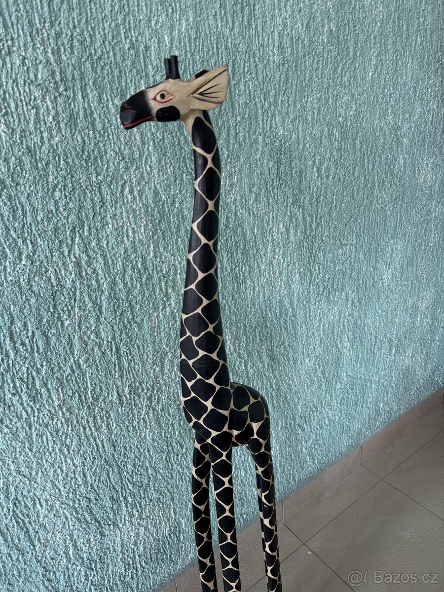 Dekorace žirafa
