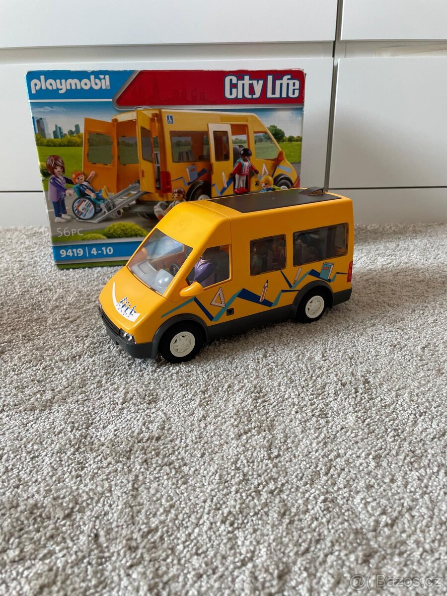 Playmobil školní autobus