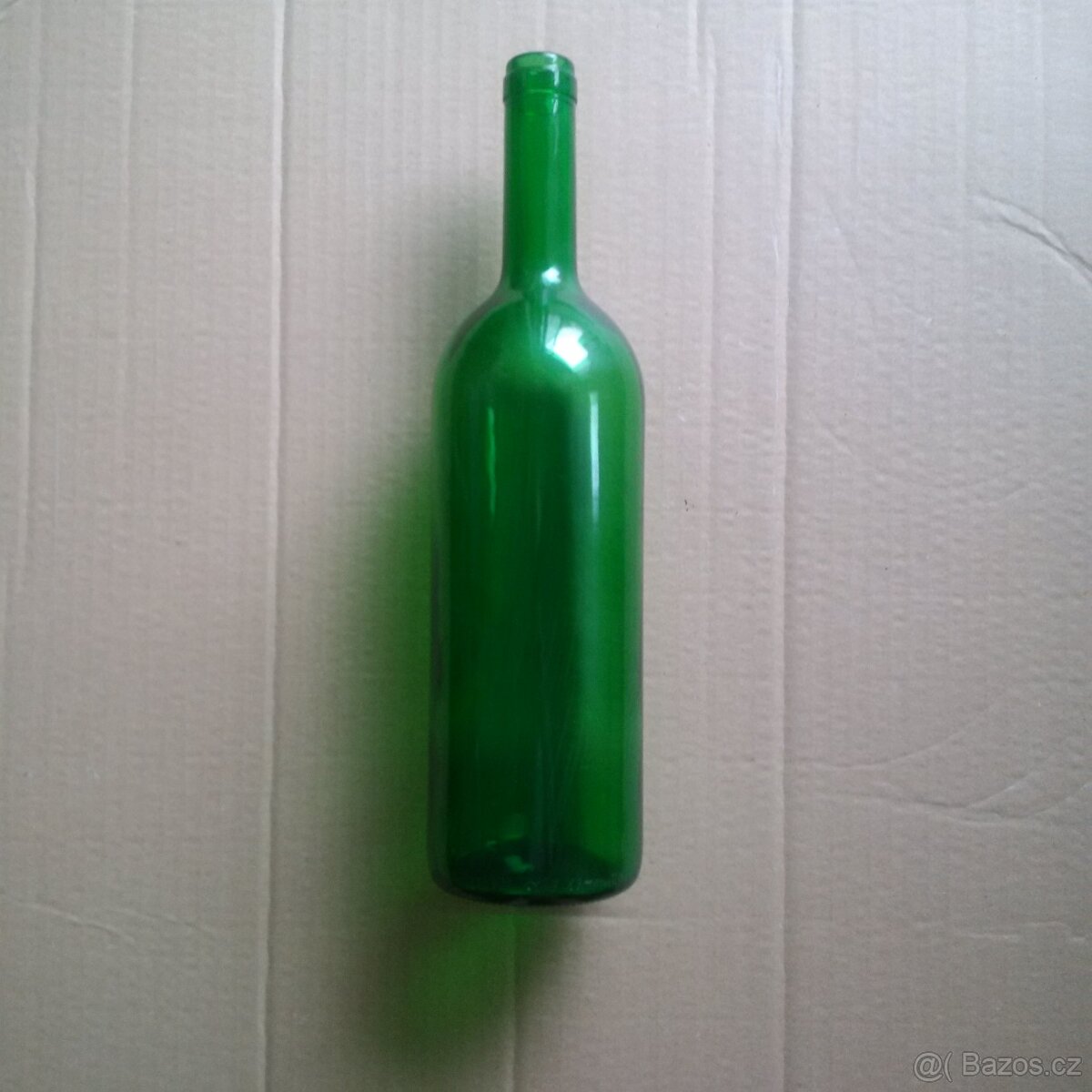 Lahve vínové, objem 1 a 1,5 l