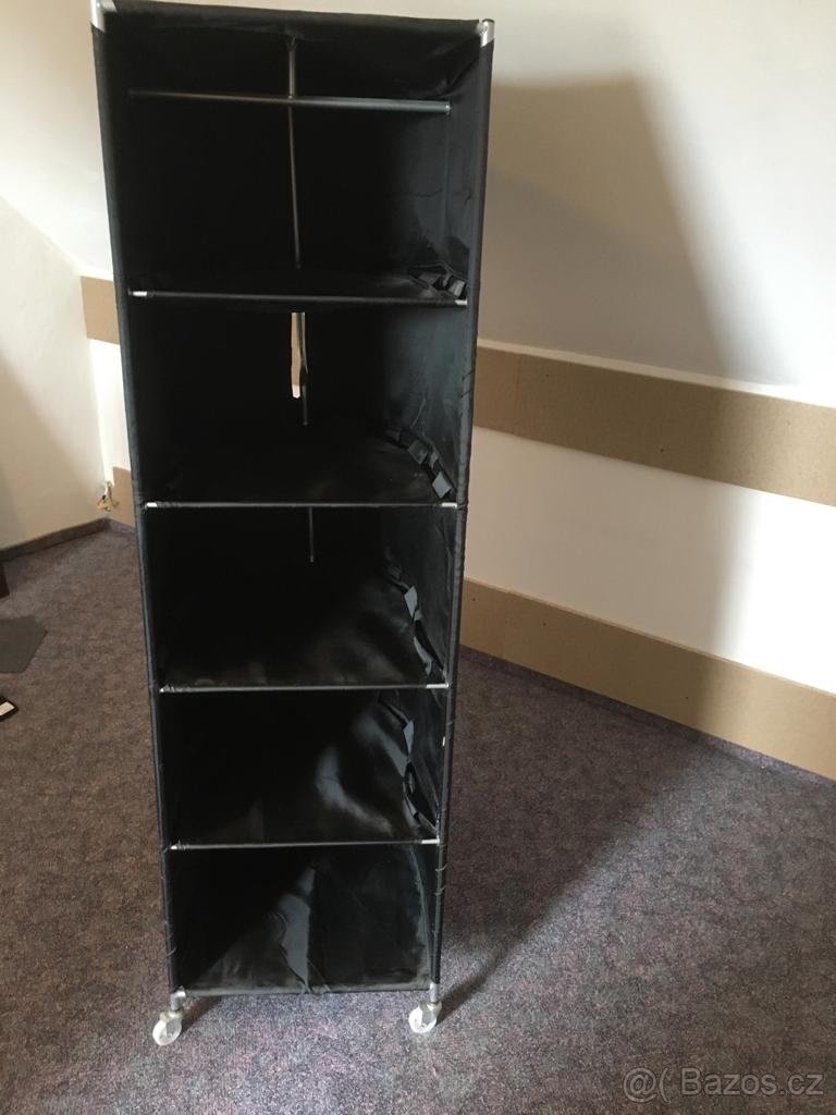 Pojízdna police ikea