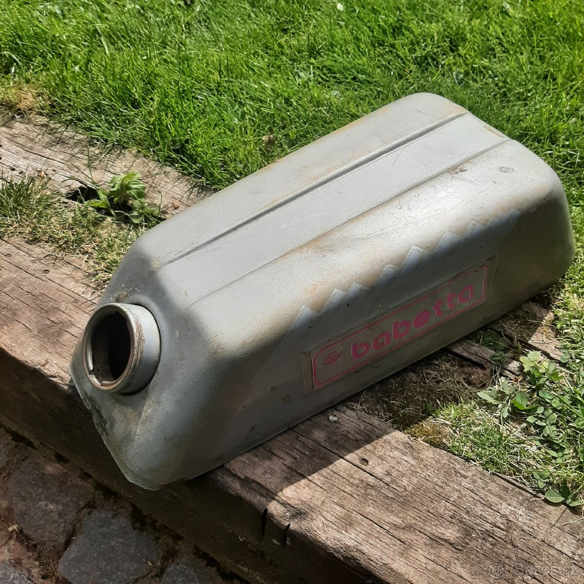 Babetta 210;,::;: