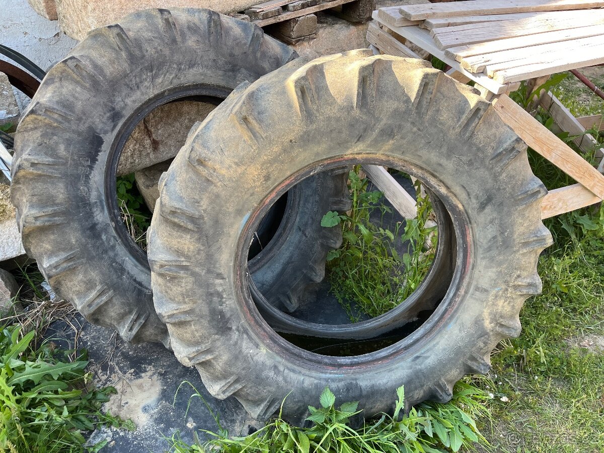 Pneu 11,25-24 na Zetor 25
