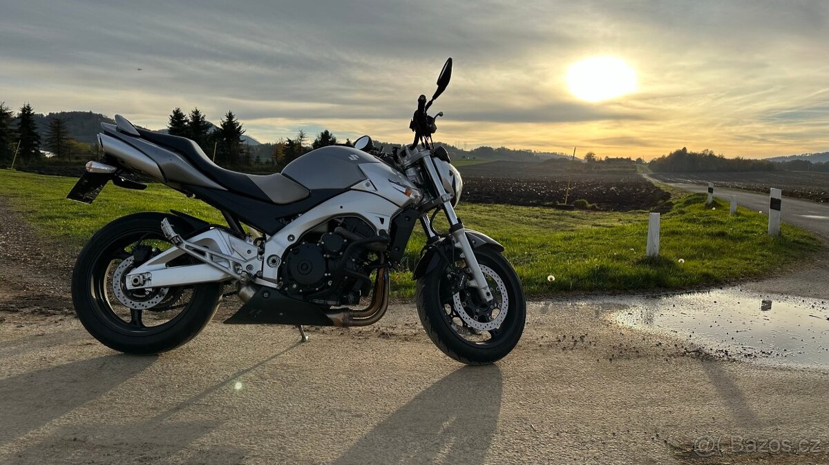 Suzuki GSR 600 - r.v. 2007