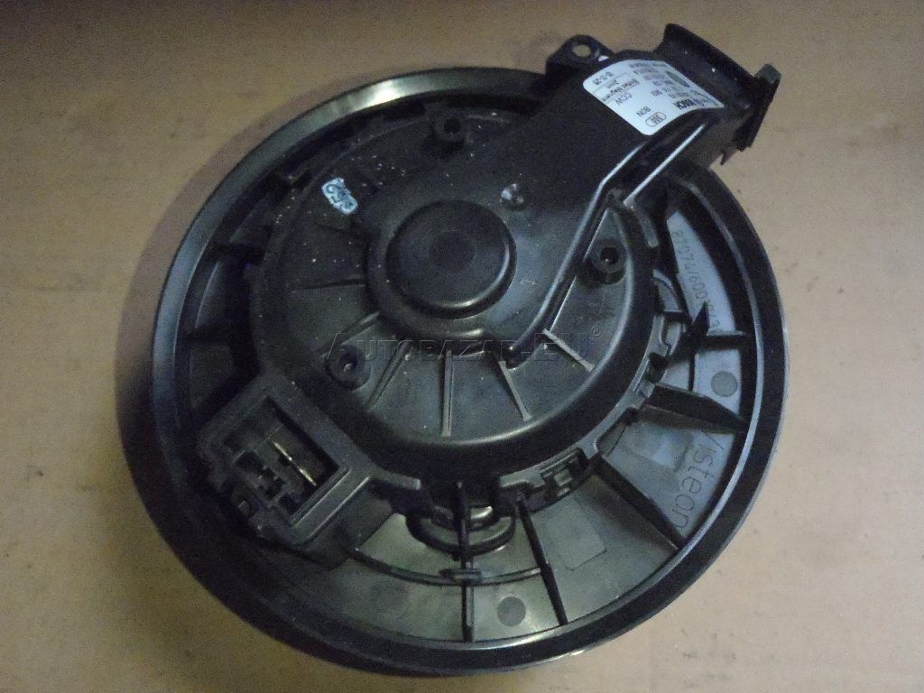 VW UP MOTORCEK KURENIA NOVY ORIG