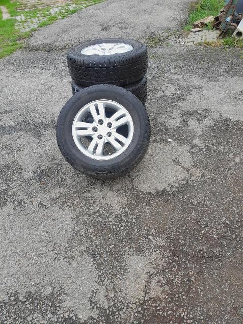 Litá kola 235/60/16 Hyundai