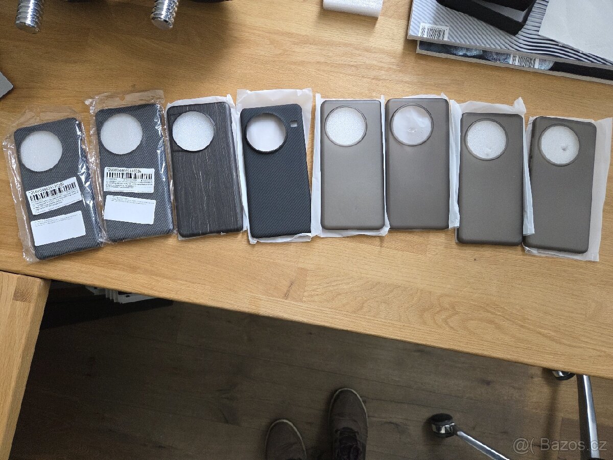 Osem Obalov na Oneplus 13 za 800 Kč