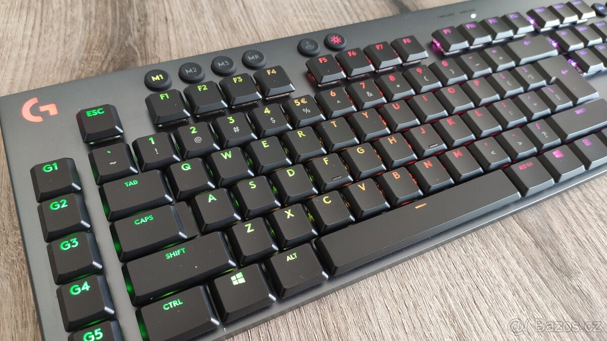 Klávesnice Logitech Gaming G815 Lightsync RGB Linear