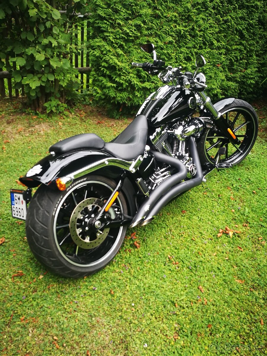 Harley Davidson Breakout FXSB103 zakoupen v ČR
