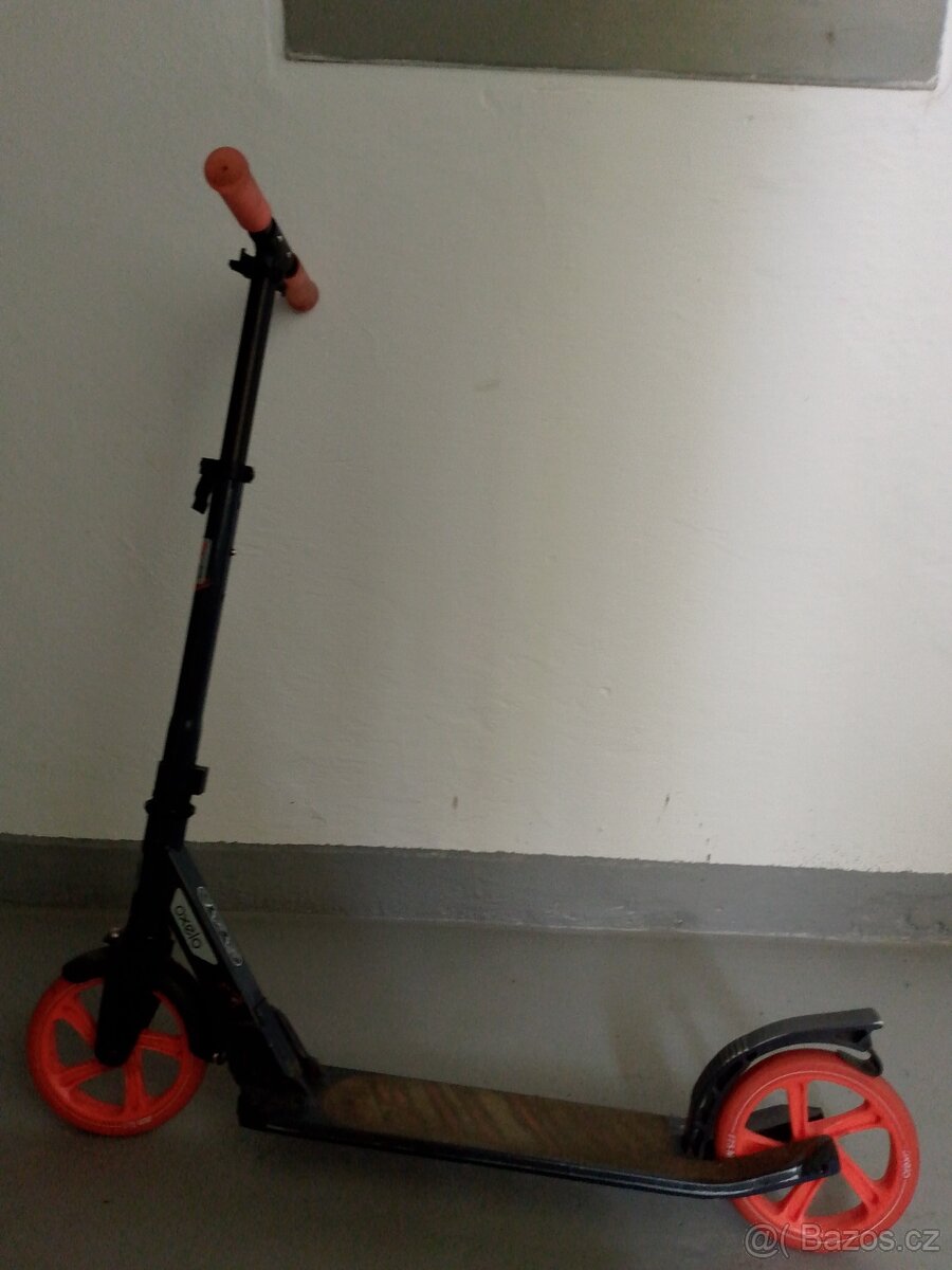 Koloběžka OXELO
