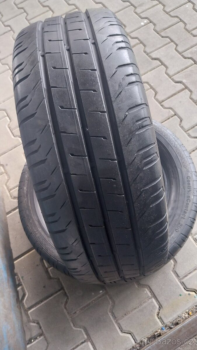 Prodám 2 x pneu Continental 225/55/17