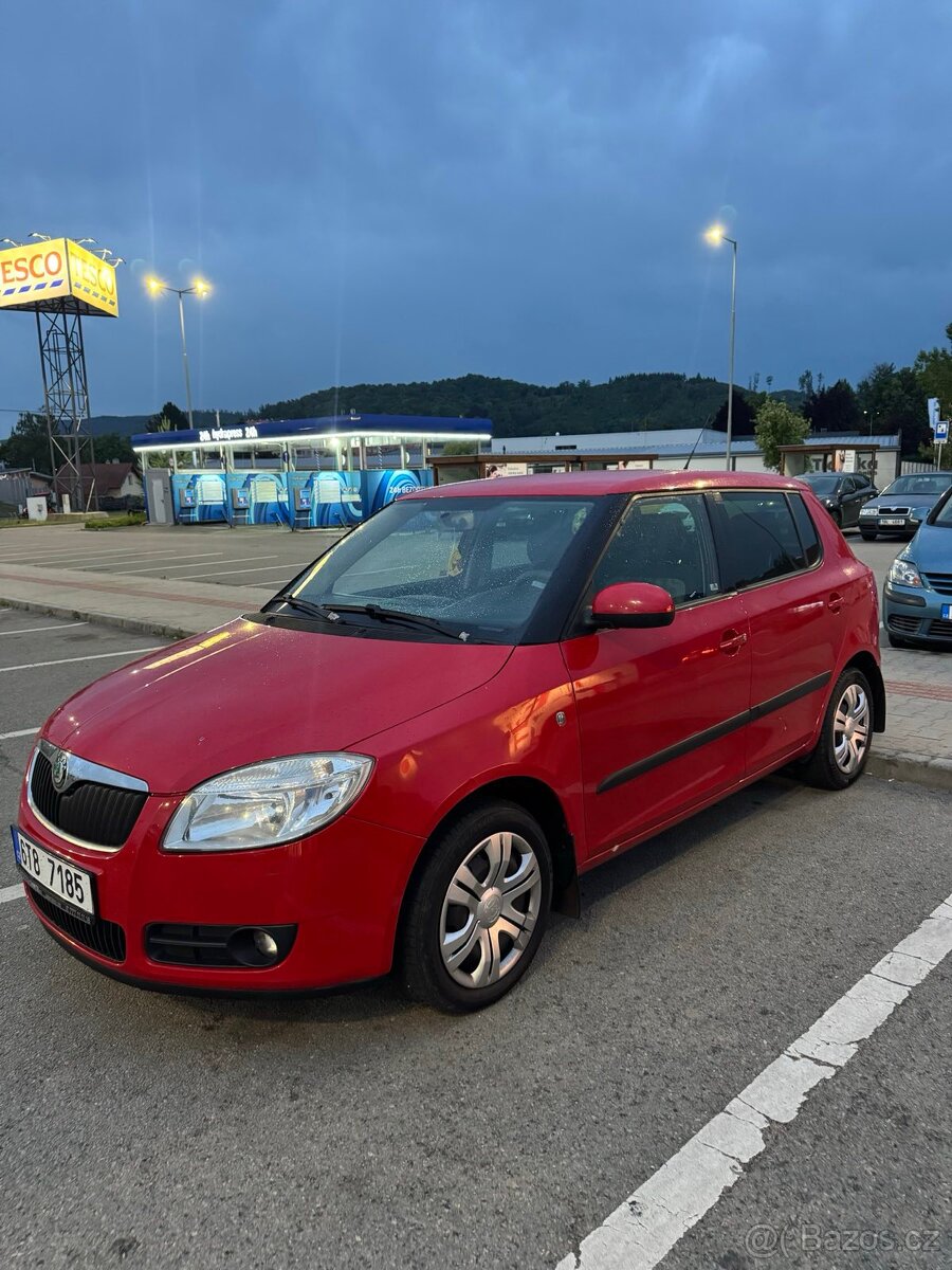 Prodám Škoda Fabia 1.2 benzin 2012