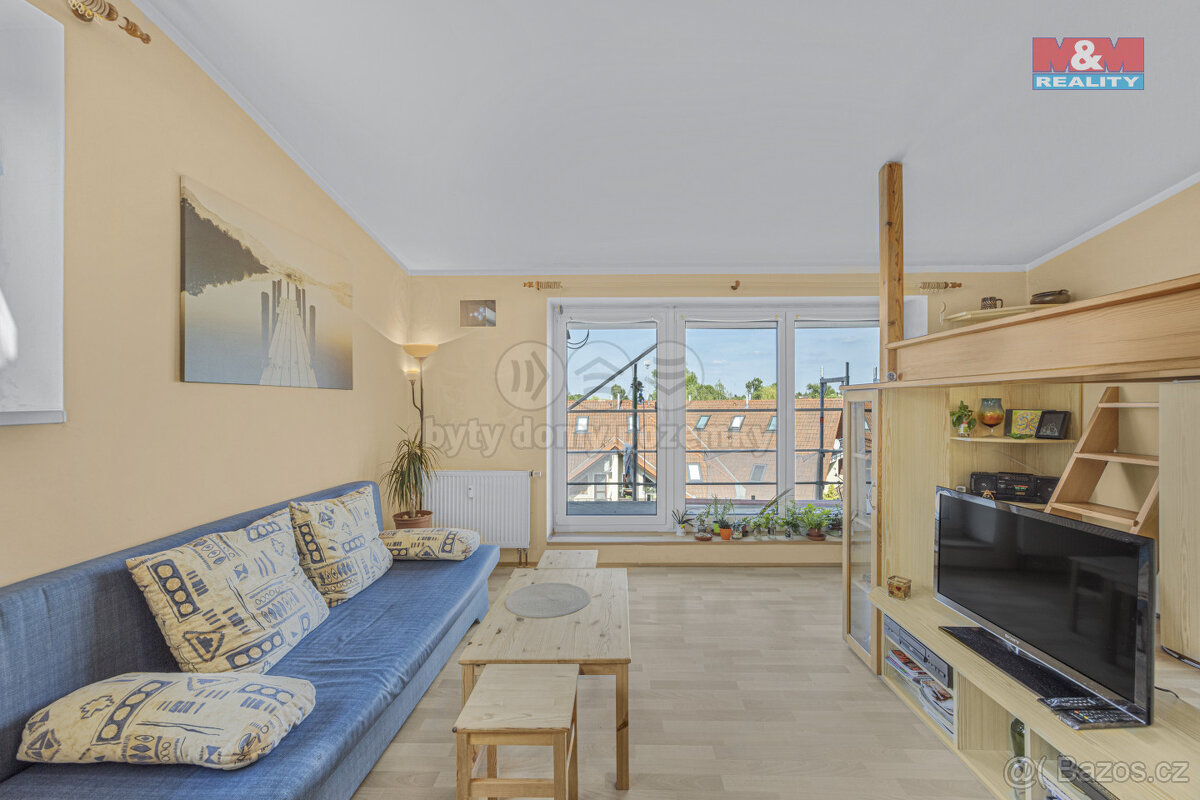 Prodej bytu 1+kk, 36 m², Jesenice, ul. Sluneční