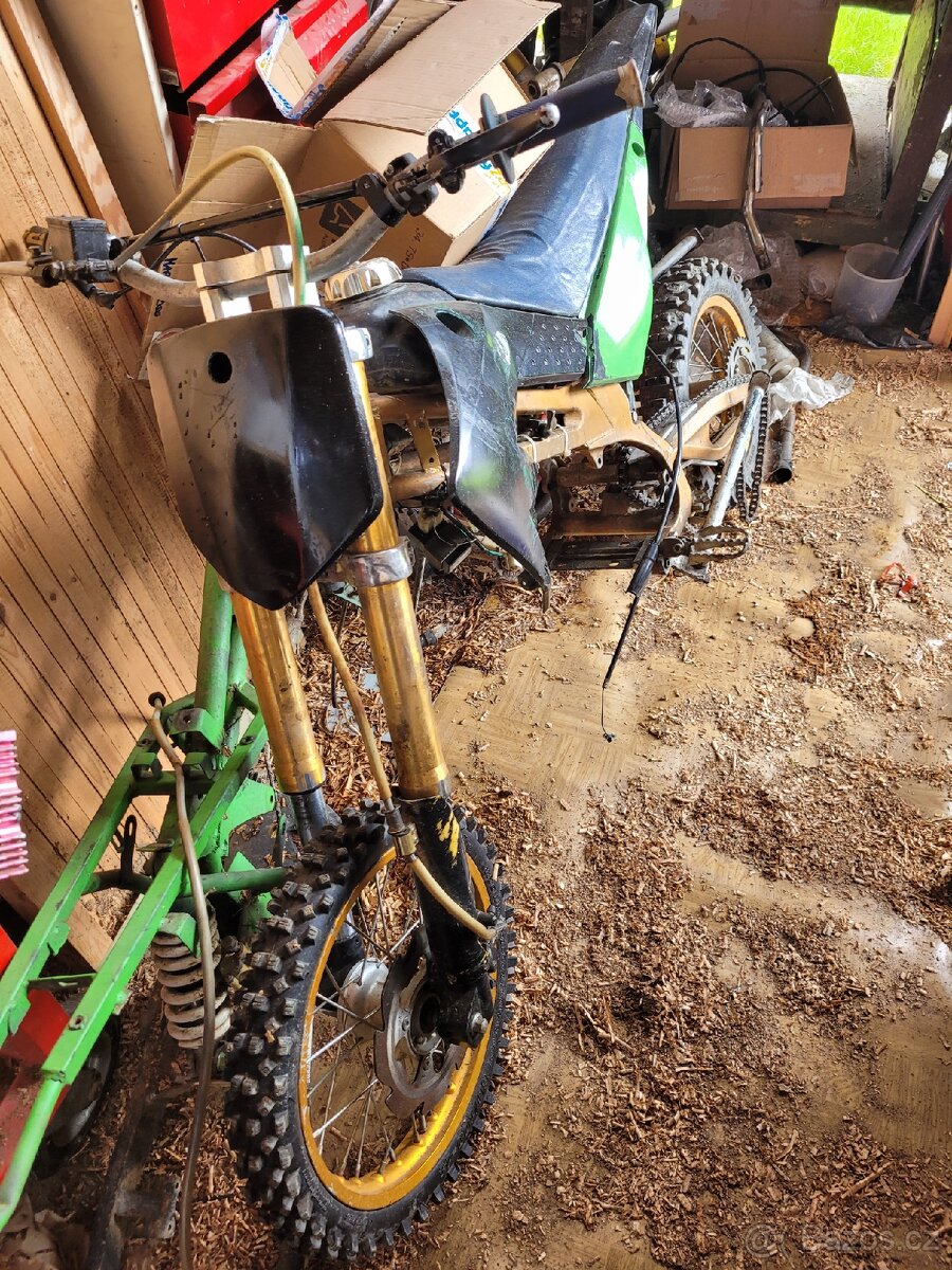 Pitbike (náhradní díly)