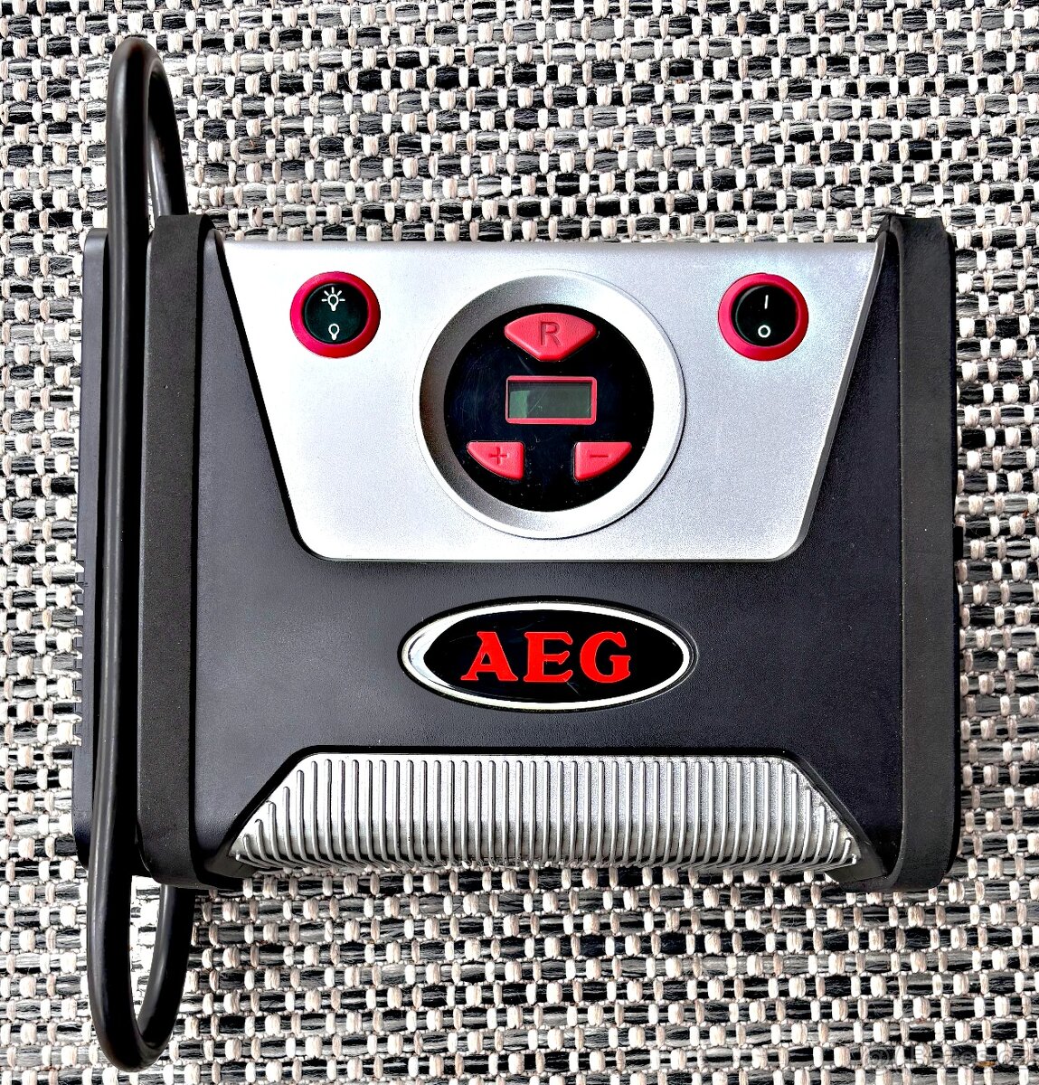 AEG Kompresor 12V / 7.0 bar