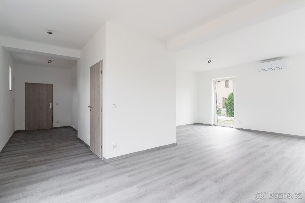 Prodej bytu 3+kk v osobním vlastnictví 78 m², Skorkov