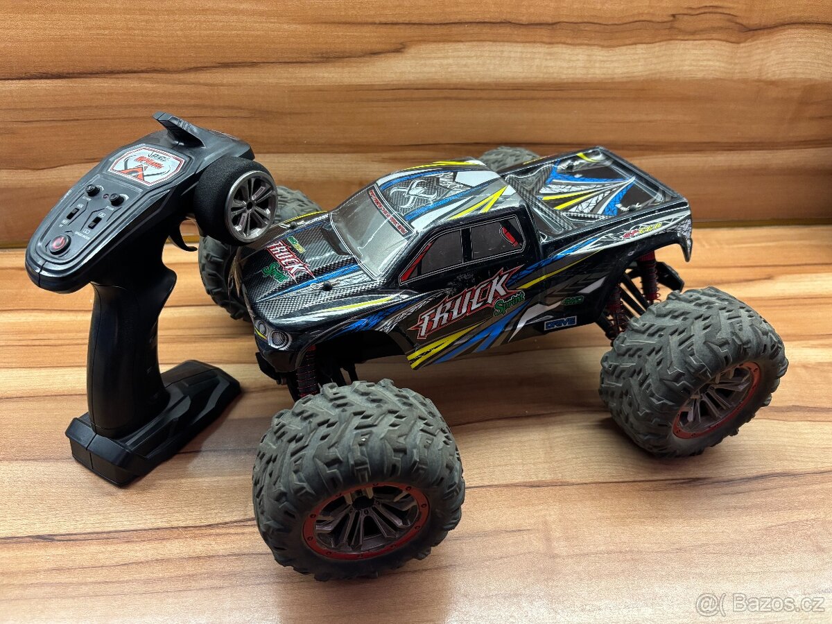 RC auto 1/10 Off-Road 4×4