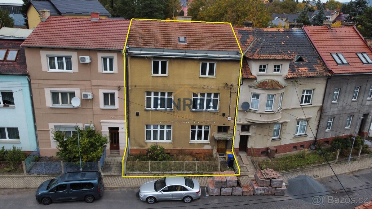 Prvorepubliková vila s třemi bytovými jednotkami, Lovosice,