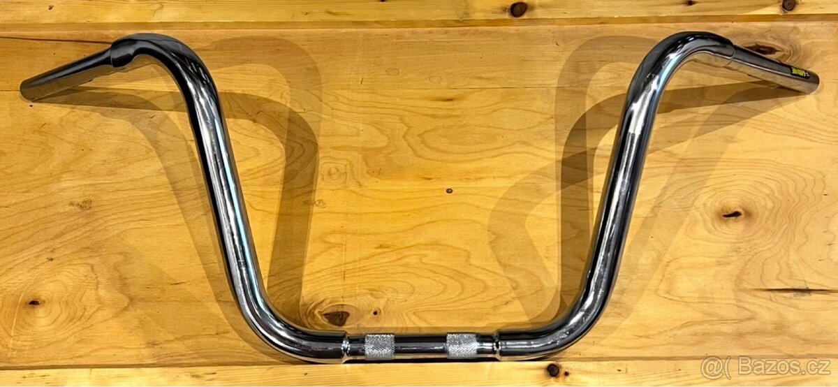 Chromová řídítka - Harley - Davidson.
