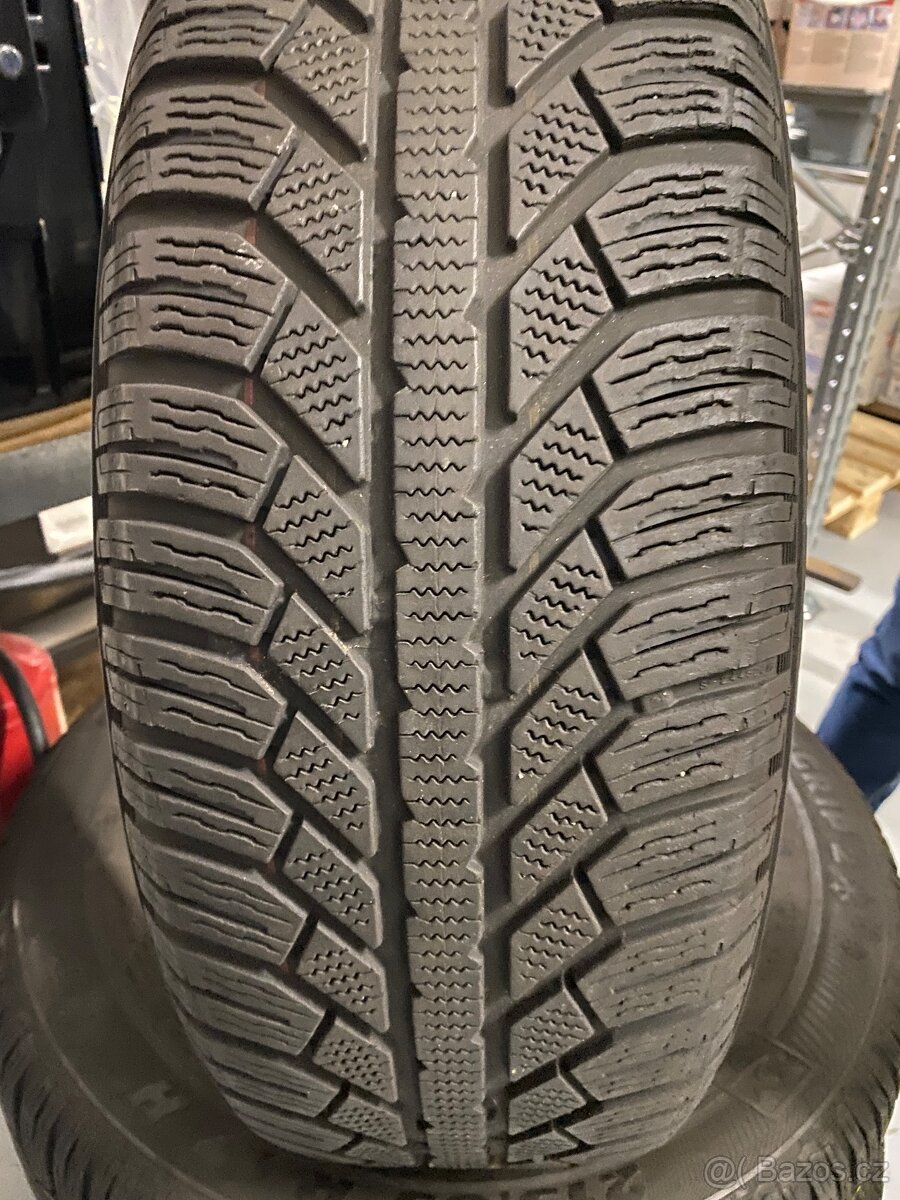 Zimní pneu R17 215/65/17